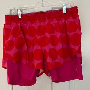 ADIDAS x Marimekko Women's 2 in 1 Running Shorts Pink Dot Red Size Large 3" NWOT